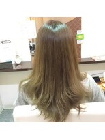 キャトル(hair make QUATRE)&nbsp;明るい白髪染め