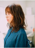 軽めのレイヤーウェーブでイマドキスタイル/20代/30代/40代/50代
