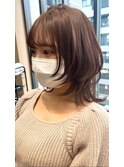 耳掛けもかわいい!小顔ボブウルフ