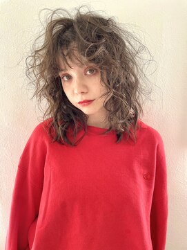 メゾンアミリ(Maison AmiLi) デザインカラー/オリーブベージュ/ウエットヘア【千葉／パーマ】