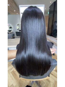 ジーナ 福岡天神(Zina) Deep Navy Silver×Premium髪質改善トリートメント【中村一樹】