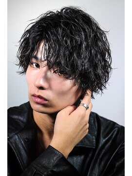 リップス 原宿(LIPPS) ツイストスパイラル