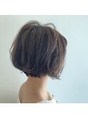 ショートボブ