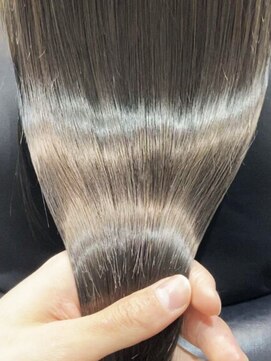 シェリー(Cherie) 髪質改善トリートメント 艶髪ストレート 地毛風カラー