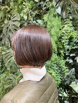ヘアメイク バンブー(Hair Make Bamboo) ツヤのあるショートボブ