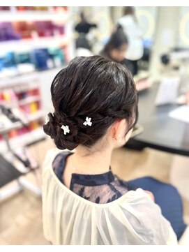 アーチバイケンジ(arch by kenje) パーティヘアアレンジ