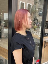 アールファイブ ショウナンダイ(R-5 shonandai)&nbsp;【hitomi/湘南台】ブリーチカラー/ピンクオレンジ/ぱつっとボブ