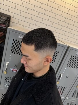 MEN’S HAIR/BUZZ CUT/テーパーフェード/スパイキーショート　U