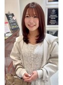 【SHIORI】ピンクベージュ×ワンカールレイヤースタイル