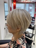 ヘアーライズ 池袋東口店(hair RISE) ブリーチリタッチミルキーベージュショートカット30代40代50