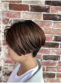 ショートボブ