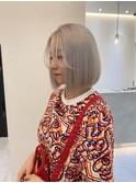 ホワイト_マロンベージュAラインボブニュアンスカラー透明感