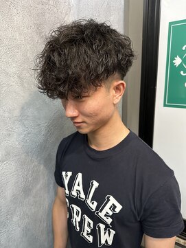 グラフィーサッポロ(Graphy sapporo) 10代　20代　メンズヘア　スペインカール　マッシュ　刈り上げ