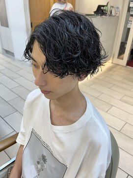 テトラ バイ ネオリーブ 横浜西口店(tetra by neolive) メンズ 波巻きパーマ  [横浜/横浜駅]