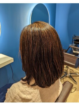 風の中の髪 オーガニック天然100%ヘナ