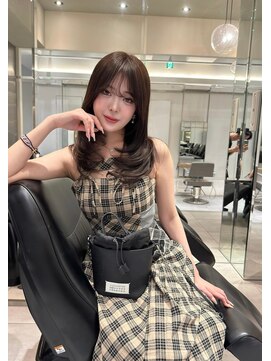 フィル 横浜(fil) ふんわり内巻きグレージュ_美髪ピンクブラウン切りっぱなしボブ