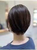 艶髪前下がりショート