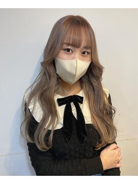 トリコ ヘアアンドケアスペース(trico hair&care space) シルキーベージュ/透明感