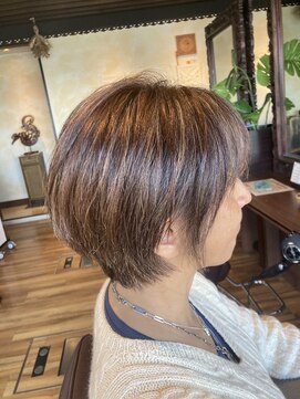 アンツ サザンリゾート 茅ヶ崎店(ANT'S Southern Resort) イメチェン/ホワイトブロンド/外ハネボブ/美髪/白髪ボカシ