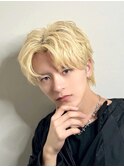 スペインカールスパイキーショートブルーブラックフェザーパーマ