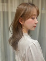 バイエイト(X８) くびれレイヤー×とろみウェーブ×ミルクティーカラー