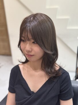 フォルテステラ(FORTE STELLA) くびれヘア/オリーブ