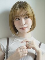 エミュ 表参道 青山(emu)&nbsp;【emu井上信洋】プラチナイエローのハイトーンカラーミニボブ