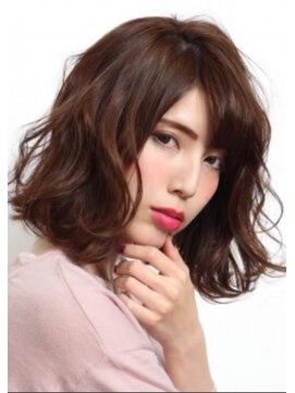 ヘアアンドスパ ロア(Lore) ナチュラルカール ボブ