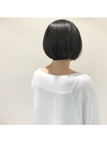 デフィー(DEFY) ミニマムなシンプルボブ