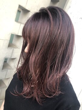 リバレッジ 広尾(Leverage) 色落ちも可愛いバイオレットチェリーピンク