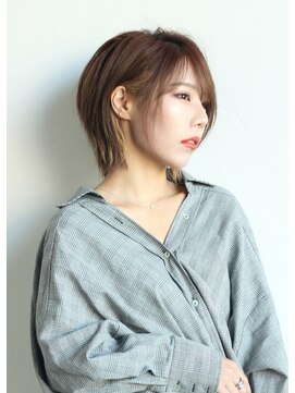 クラン 六甲道(Chlan) 小顔耳掛ショート×イヤリングカラー【六甲道/インナーカラー】