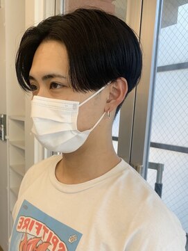 バイフィフス 原宿/表参道(by fifth) ◇センターパート 韓国ヘア 刈り上げ メンズカラー