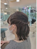 クオーター(QUARTER) ミディアムボブハーフアップアレンジ
