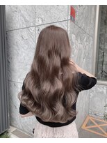 アンダーバーホワイト 南海難波店(_WHITE)&nbsp;ツヤ感◎ブラウニーグレージュ