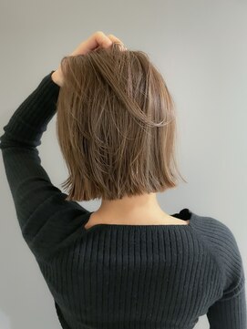 シェル(SHEL+L) ぱつっと。切りっぱなしハイライトボブ【滝野】