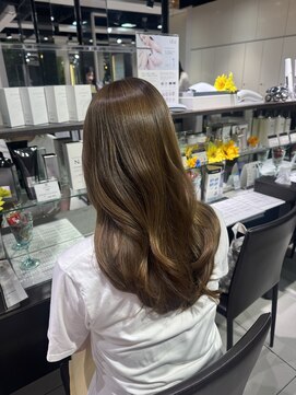 フォルテ ギンザ(FORTE GINZA) レイヤーカット/小顔ヘア