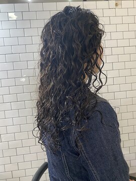 カペリマレーナ(Capelli Malena) スパイラルパーマ