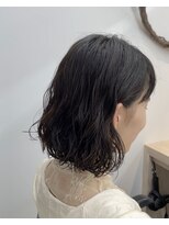 サロンドジョー(salon de joe)&nbsp;【井上】グレーカラー白髪ぼかしショートボブ40代50代