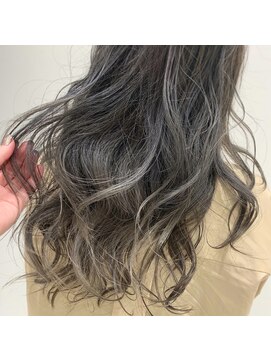 アヴァンス イオンモール和歌山店(AVANCE) カーキグレージュ