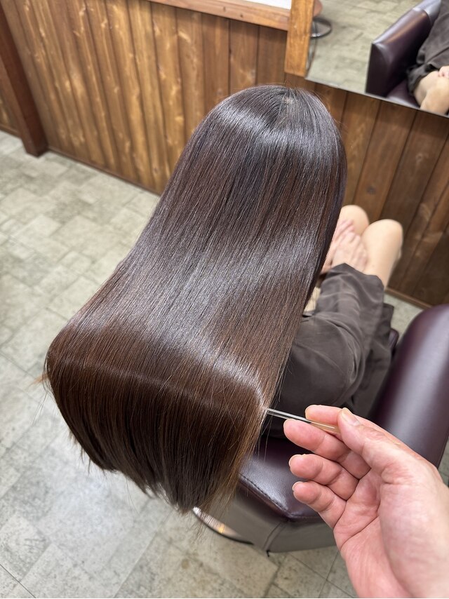 髪に艶を与え美髪にしたかったら、至高の髪質改善トリートメント