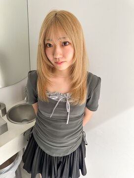 キオク(KIOX) ブリーチカラー/ハイトーン/名古屋/栄/ベージュ/レイヤーカット