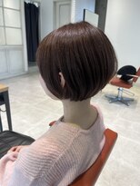 シオ 流山おおたかの森(Sio)&nbsp;髪質改善水素アプトグロスピンクブラウンミニボブ