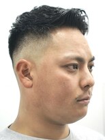 メリケンバーバーショップ コウベ(MERICAN BARBERSHOP KOBE)&nbsp;メンズカットバーバースタイルハイフェードN3