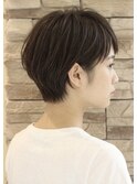 大人可愛いショート　コンパクト　暗めカラーでも可愛い
