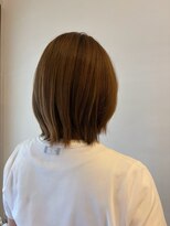 フェスト ヘア メイクアップ(Fest hair makeup) 丸みシルエットで魅せるナチュラルショートボブ