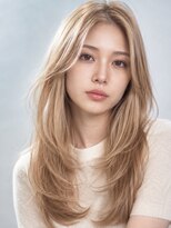 アッシュ 桜木町店(Ash)&nbsp;【桜木町/横浜】ブロンドハイトーンカラー×レイヤーカット