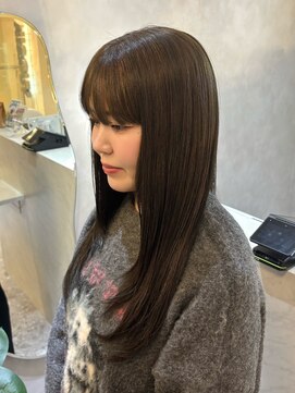 ジーナ 福岡天神(Zina) レイヤーカット×オリーブブラウン