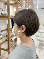 エンドリンク(endlink) アッシュベージュ×耳かけボブ