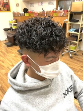 ヘアスタジオ ロメオ(hair studio Romeo) 『漢のツイスパフェード』