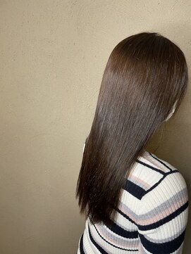 ビニッキ(BINIKKI) ダメージが気にならないツヤサラヘア